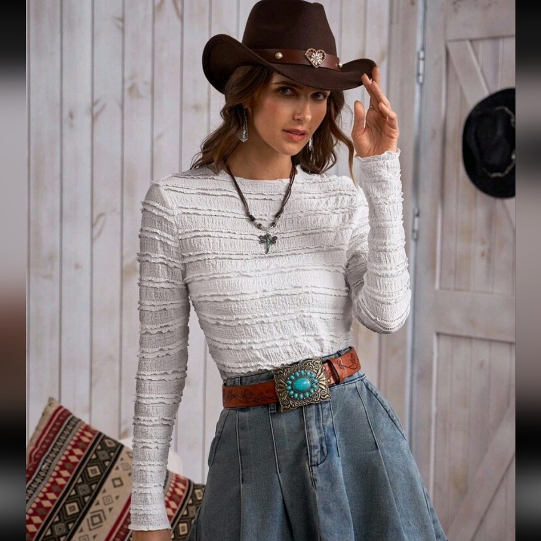 Sale ** Brand New ** White Textured Women's Top